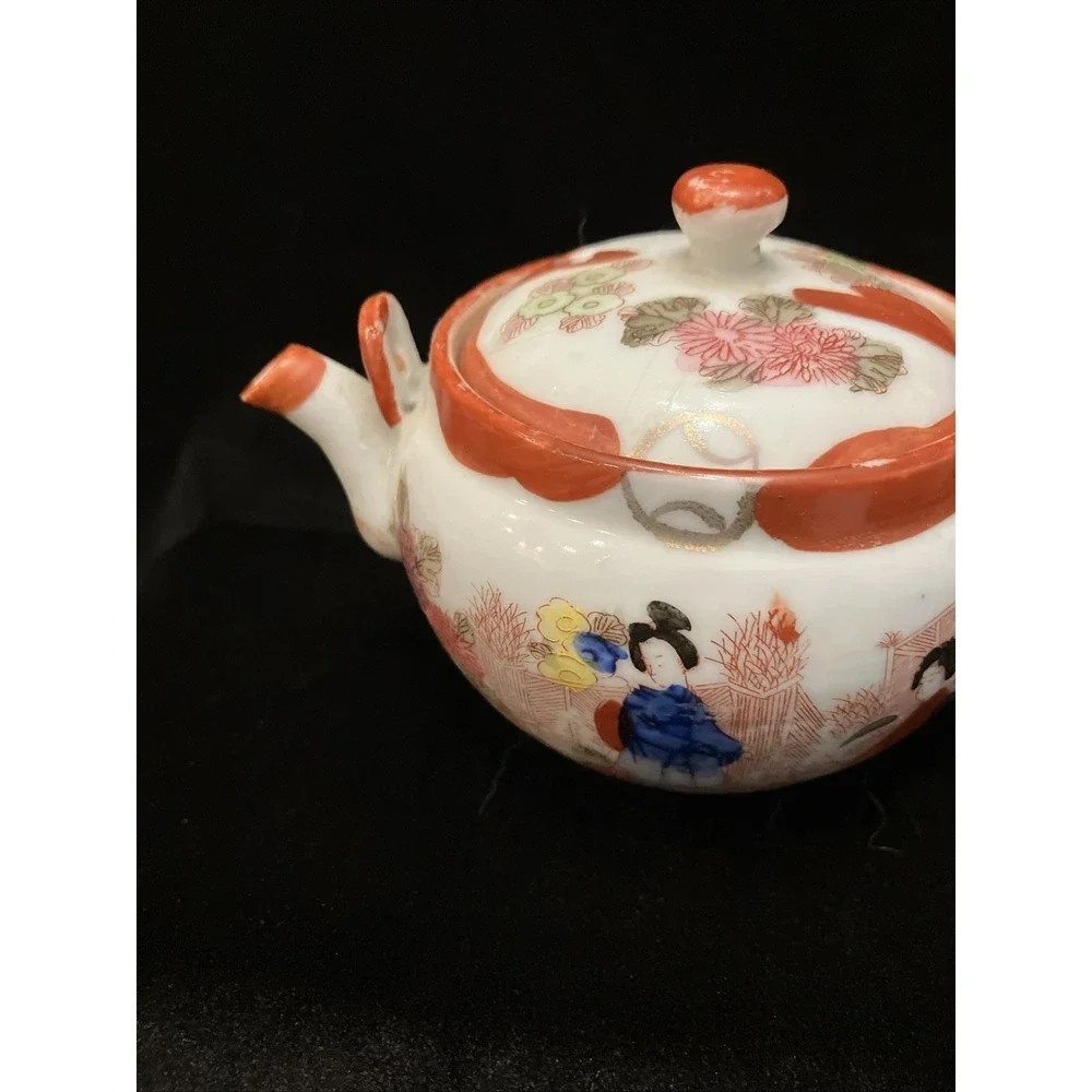 Japanese Kutani Porcelain Tea Pot w/Lid Japan Geisha Girl Cherry Blossom MCM